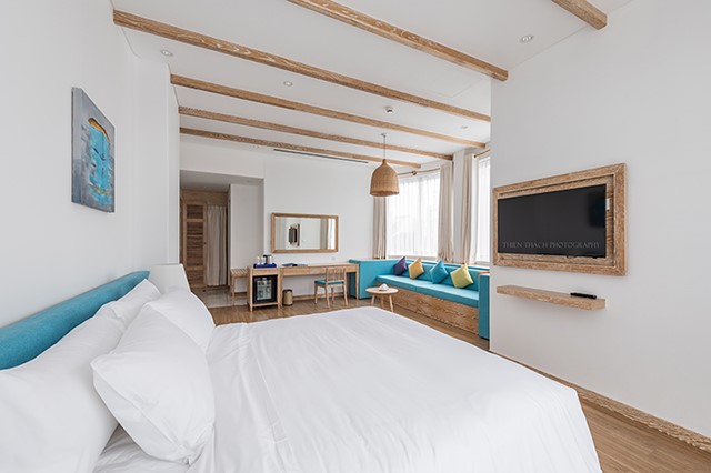 Grand Deluxe Room